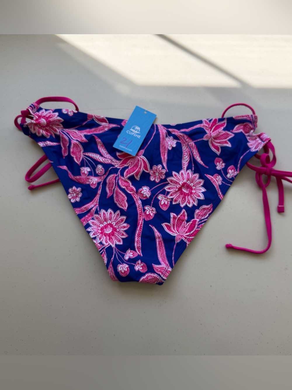 Cupshe Women’s Bikini Bottom M Blue Pink Floral Side Tie Lined Stretch - Picture 3 of 6